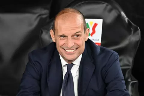 أليجري يقتنص جائزة المدرب الأفضل بالدوري الإيطالي